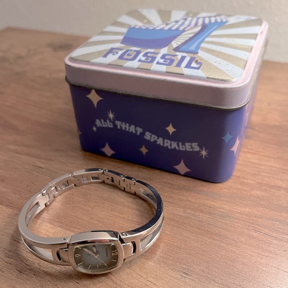 Fossil Watch ⏱️ - Picture 6 of 6